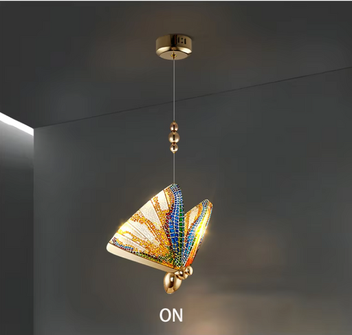 Plafonnier LED suspendu en forme de papillion
