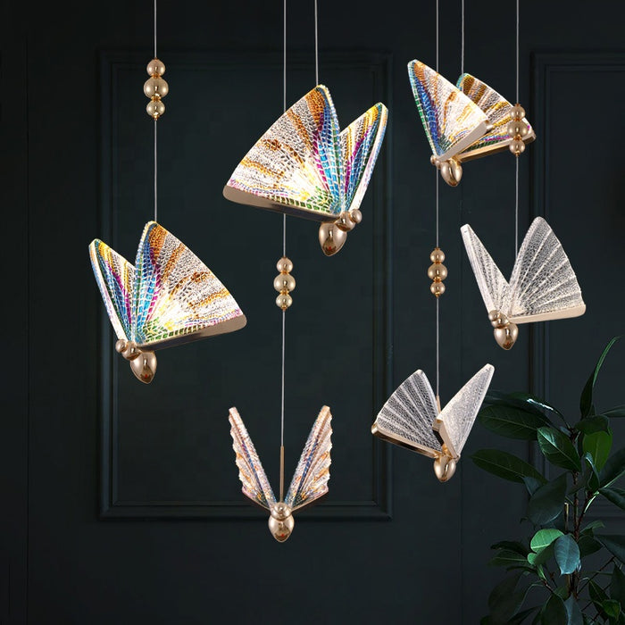 Plafonnier LED suspendu en forme de papillion