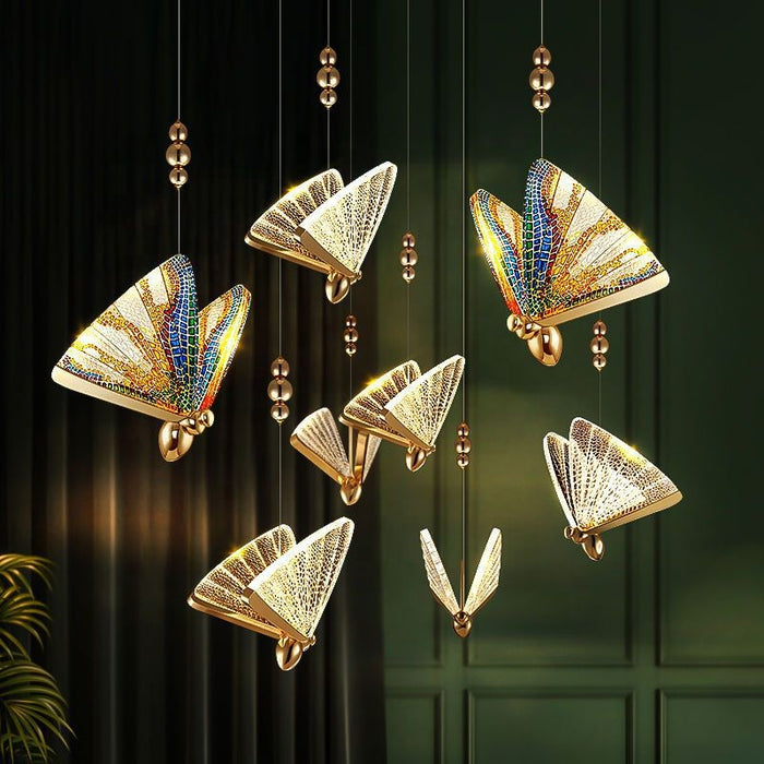 Plafonnier LED suspendu en forme de papillion